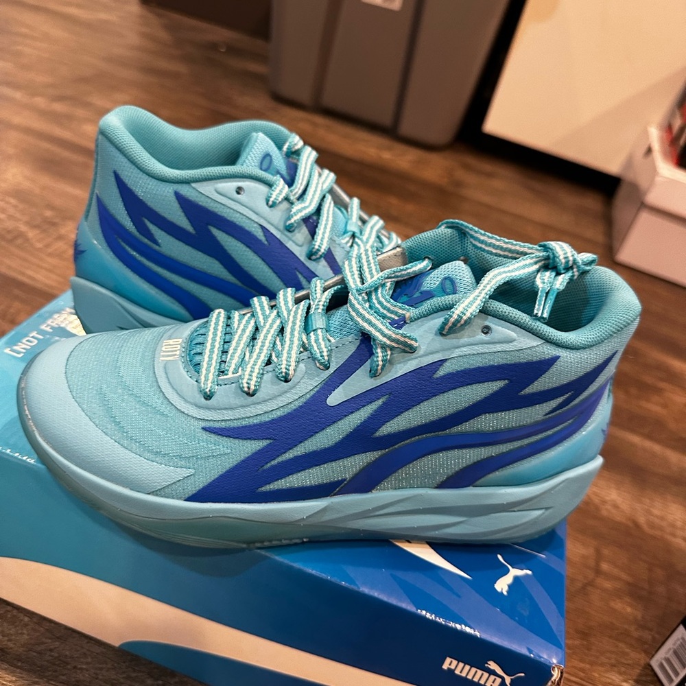 Puma- melo ball - rookie of the year